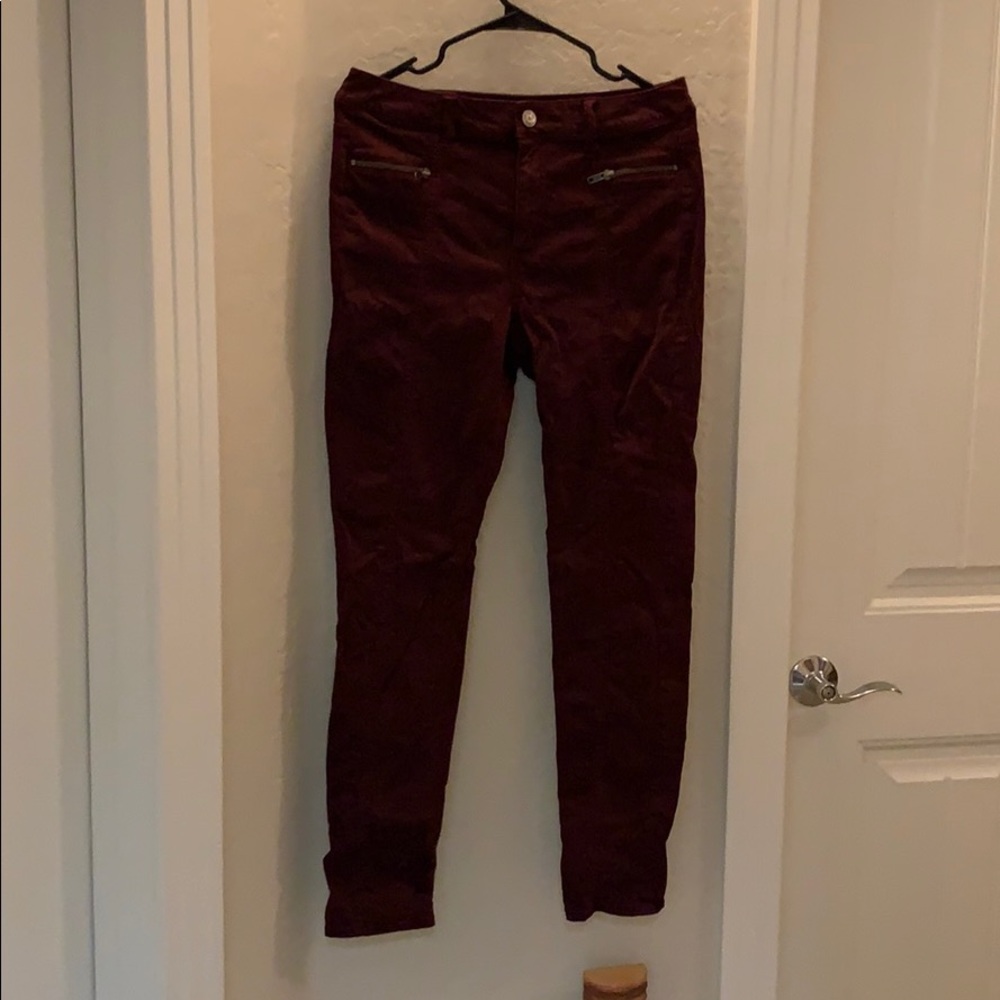 American Eagle Maroon Pants